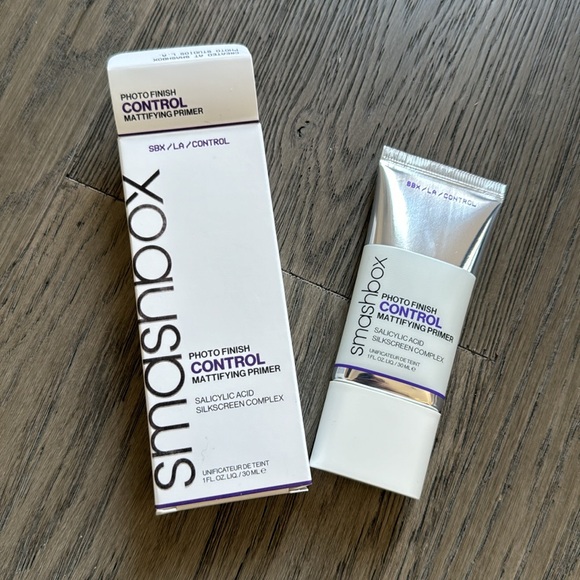 🆕  SMASHBOX CONTROL MATTIFYING PRIMER - Picture 2 of 2